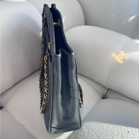 SOLD - CHANEL Vintage Black Caviar Tote Bag - Picture 6 of 10